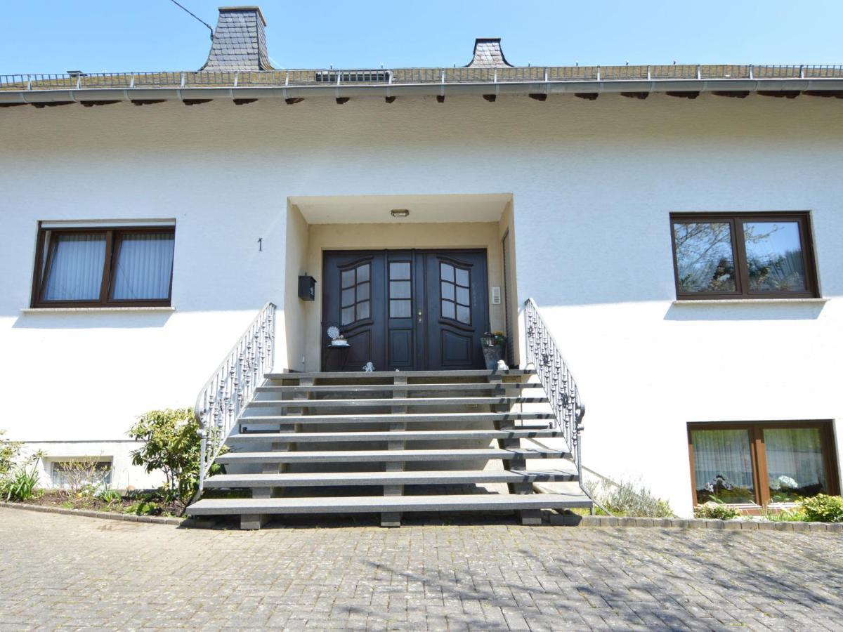 Sun Kissed Apartment In Lirstal With Garden Exterior foto