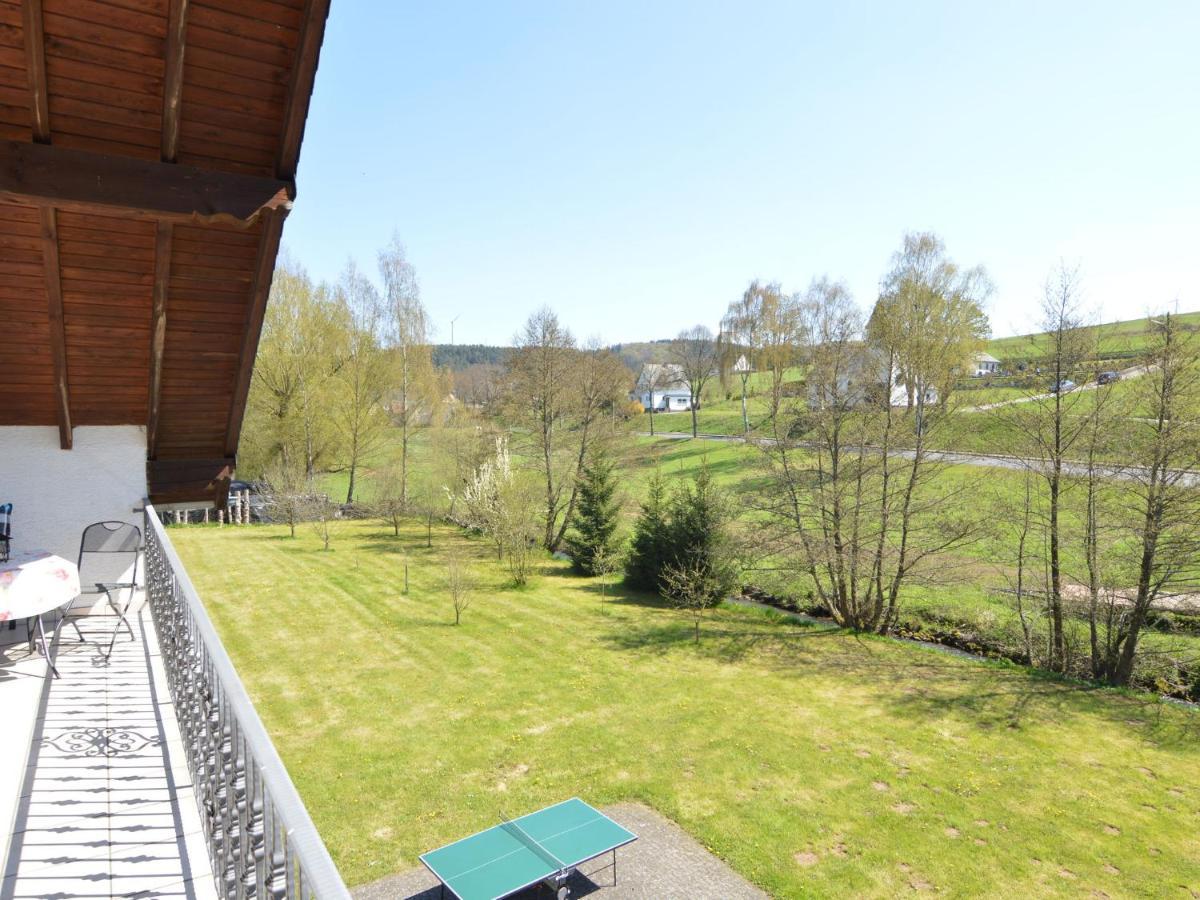 Sun Kissed Apartment In Lirstal With Garden Exterior foto