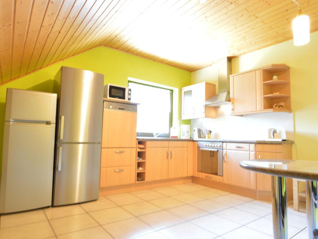Sun Kissed Apartment In Lirstal With Garden Exterior foto